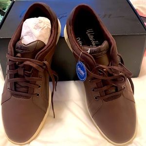 NWT Men’s Walter Hagen Course Casual Brown Leather Golf Shoes. Size 9.